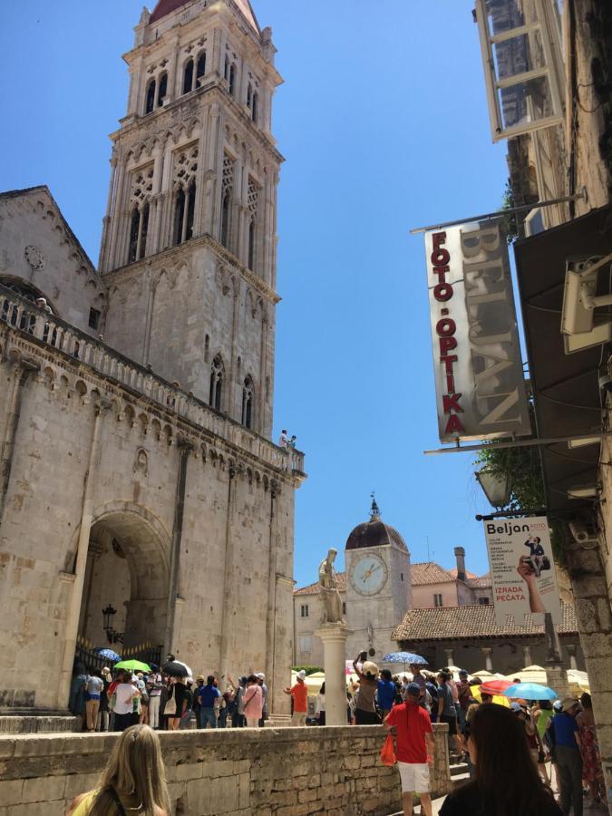 Blue Shell Trogir Apartment المظهر الخارجي الصورة