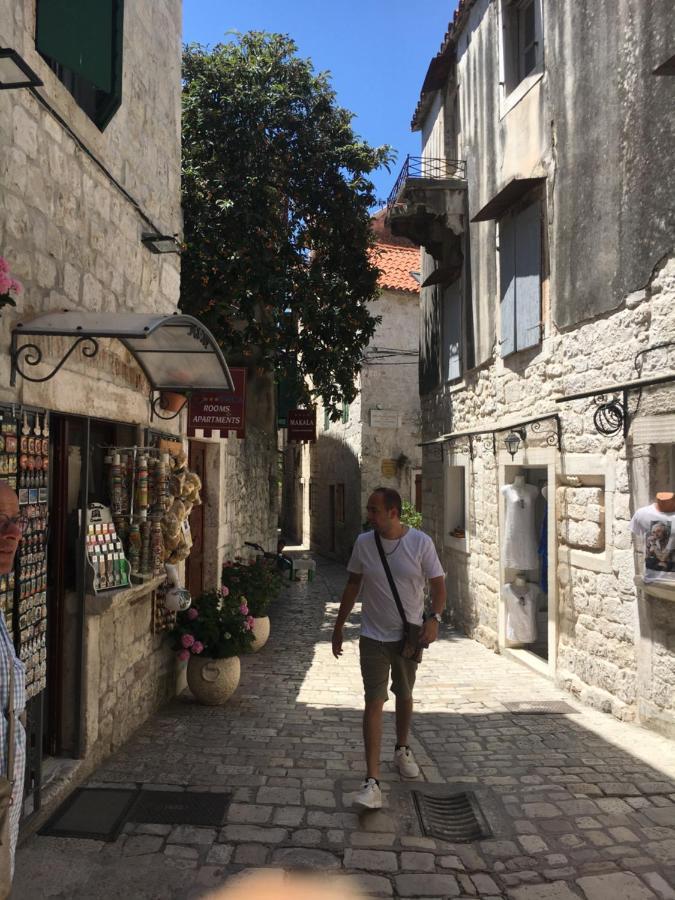Blue Shell Trogir Apartment المظهر الخارجي الصورة