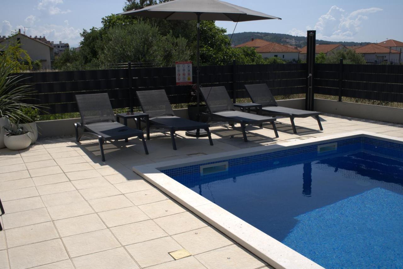 Blue Shell Trogir Apartment المظهر الخارجي الصورة